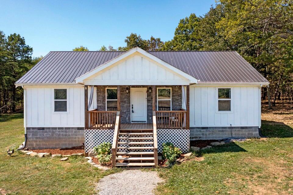 732 J B Swafford Road Spring City, TN 37381 - Photo 1 of 52 1