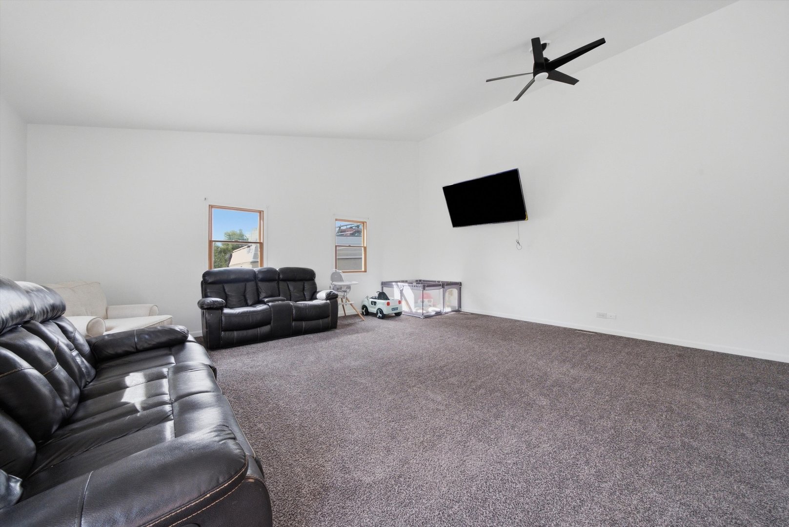 911 Kohley Road Lisle, IL 60532 - Photo 27 of 53 Gallery Image 27