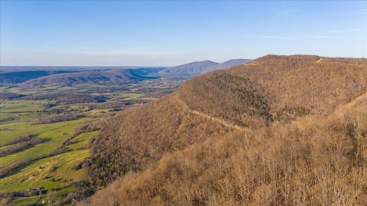 11414 Upper East Valley Road Pikeville, TN 37367 - Photo 19 of 23