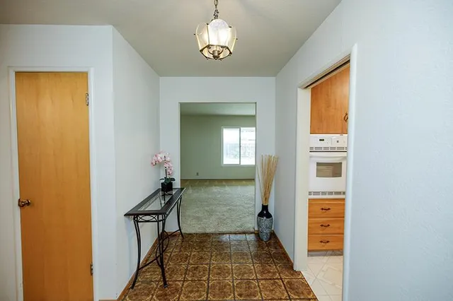 $475,000 | 909 Mt Vernon Drive, Modesto, CA 95350