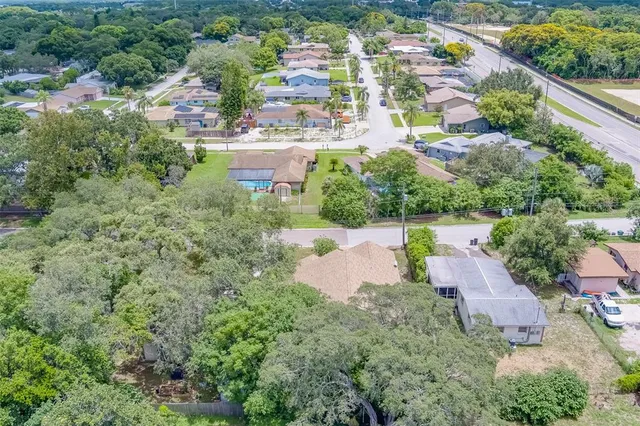 $2,800 | 1950 Lillian Avenue, Tarpon Springs, FL 34689