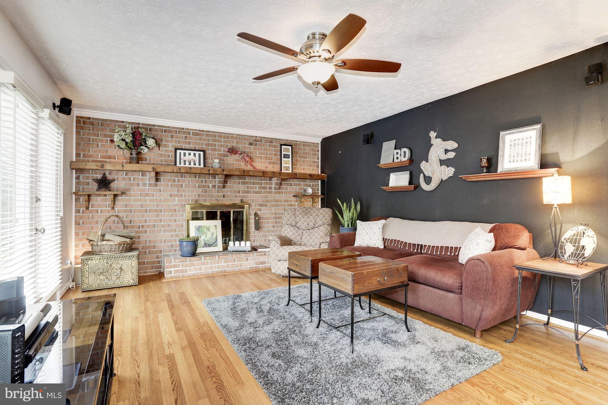 1215 Brookview Road Baltimore, MD 21286 - Photo 11 of 30 Family Room