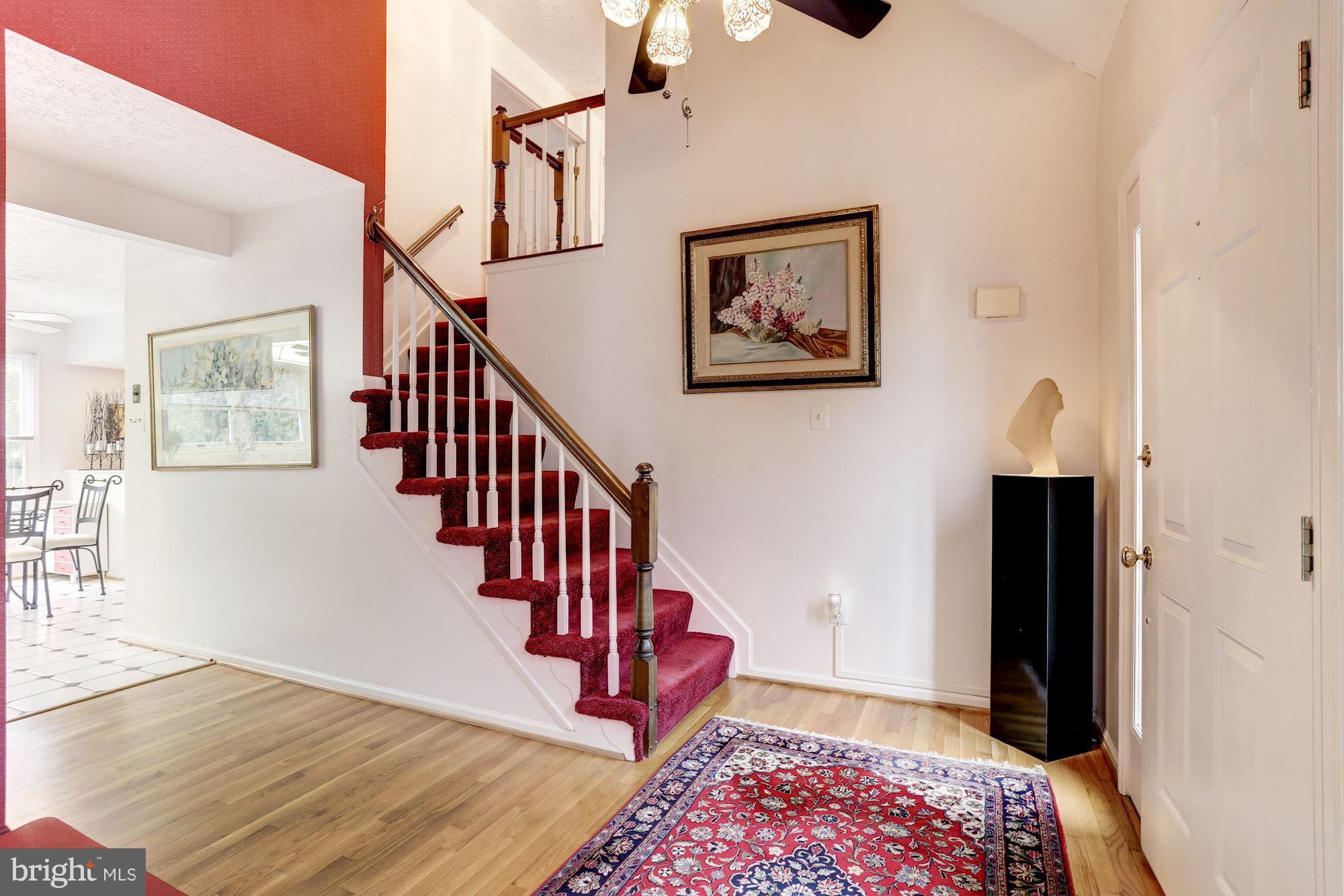 1215 Brookview Road Baltimore, MD 21286 - Photo 3 of 30 Foyer