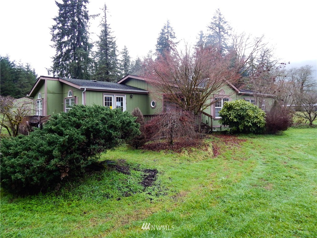 16919 Moon Road Southwest Rochester, WA 98579 - Photo 2 of 25