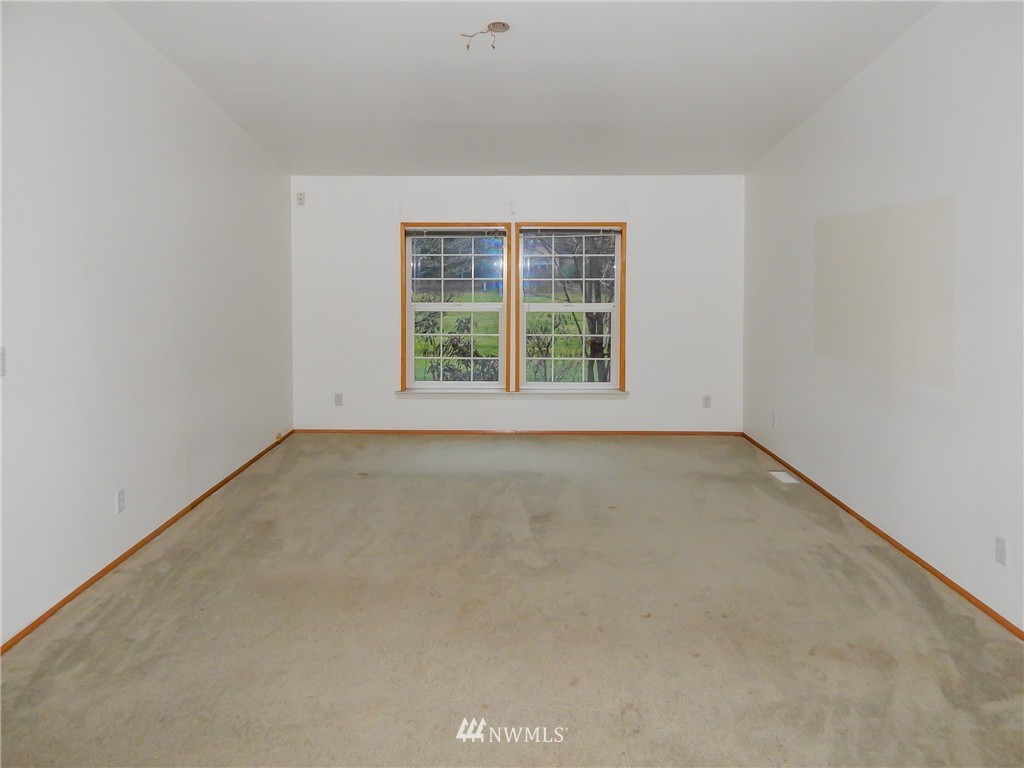 16919 Moon Road Southwest Rochester, WA 98579 - Photo 15 of 25