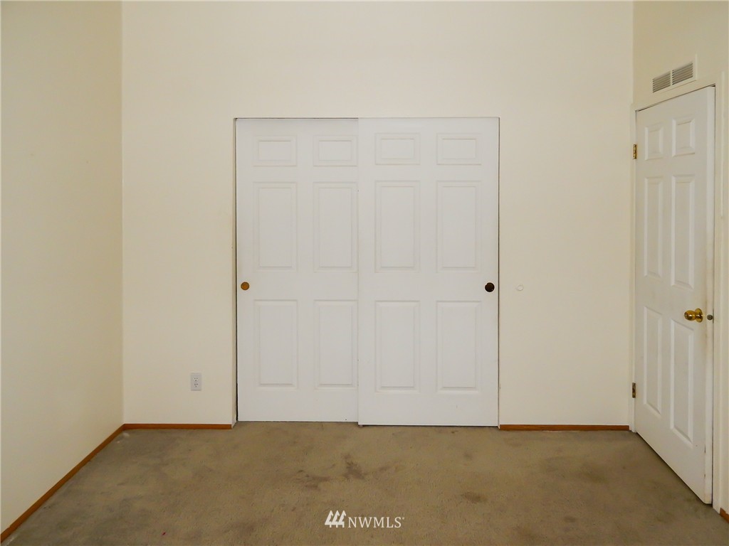 16919 Moon Road Southwest Rochester, WA 98579 - Photo 17 of 25