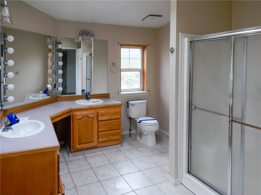16919 Moon Road Southwest Rochester, WA 98579 - Photo 18 of 25