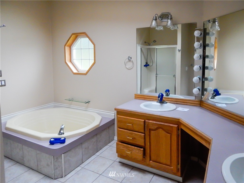 16919 Moon Road Southwest Rochester, WA 98579 - Photo 19 of 25