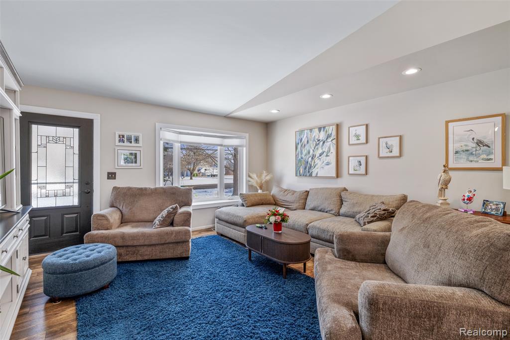 29590 Cotton Road Chesterfield, MI 48047 - Photo 5 of 41