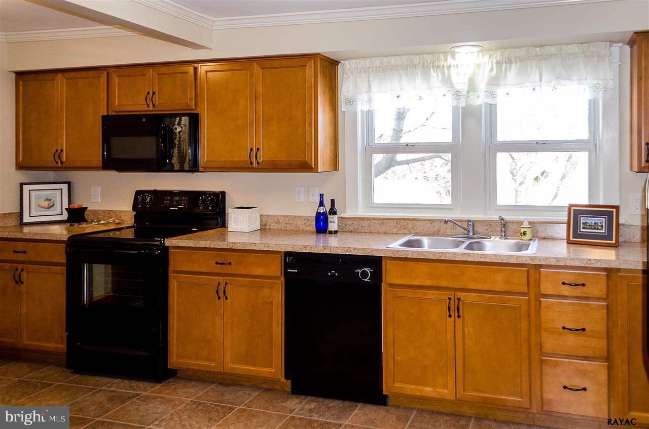 721 Delta Road Red Lion, PA 17356 - Photo 21 of 28