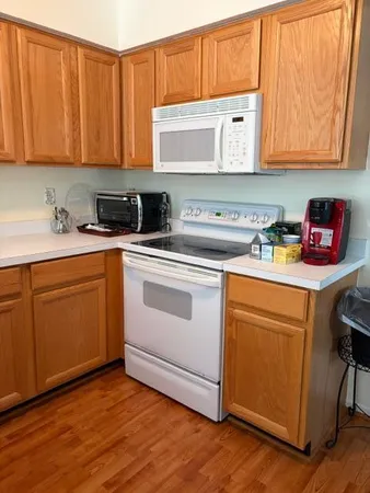 $329,900 | 41488 Wild Turkey Lane, Canton, MI 48188