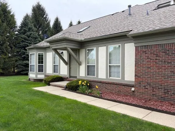 $329,900 | 41488 Wild Turkey Lane, Canton, MI 48188