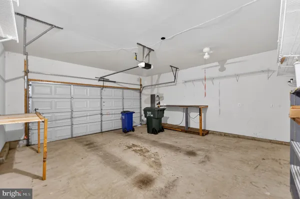 $475,000 | 16 Compass Rose Way, Newark, DE 19702