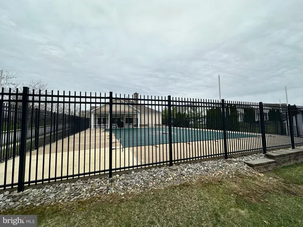$475,000 | 16 Compass Rose Way, Newark, DE 19702