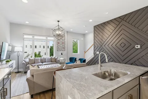 $765,000 | 1000 West Trinity Lane, Nashville, TN 37218