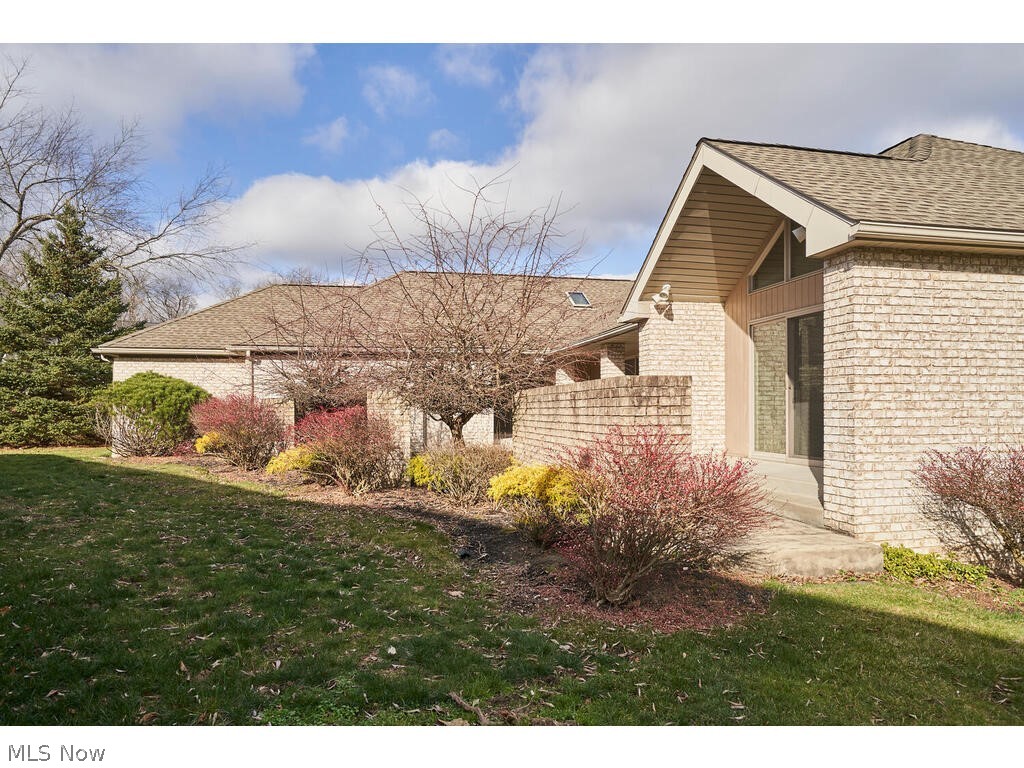 875 Hunter Ridge Circle Fairlawn, OH 44333 - Photo 29 of 34