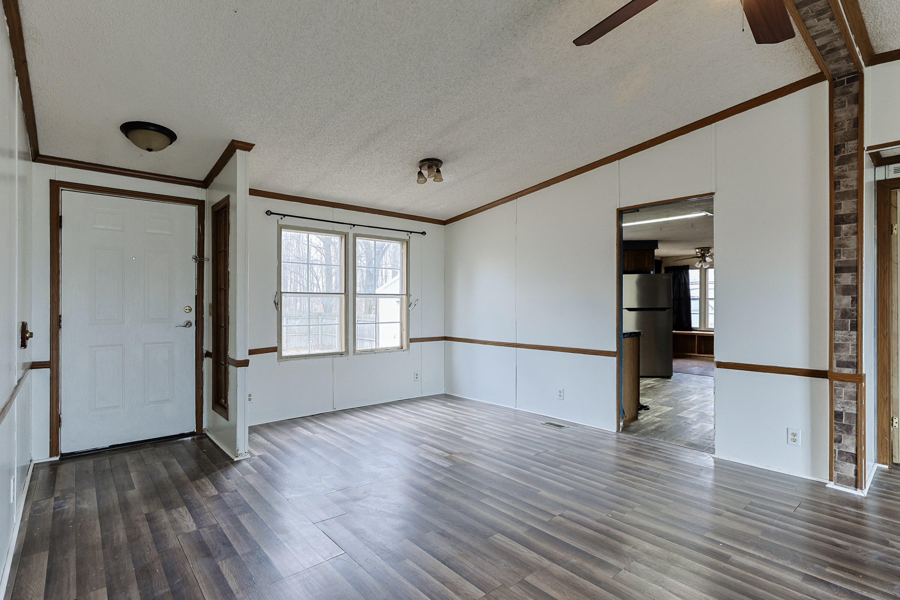 60123 Dailey Road Cassopolis, MI 49031 - Photo 17 of 43 Dining Area