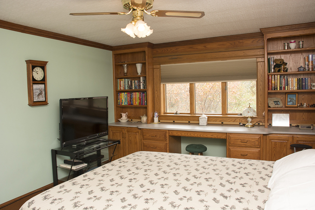 16380 Browns Road Morrison, IL 61270 - Photo 22 of 41 a kitchen with a stove a sink and a refrigerator
