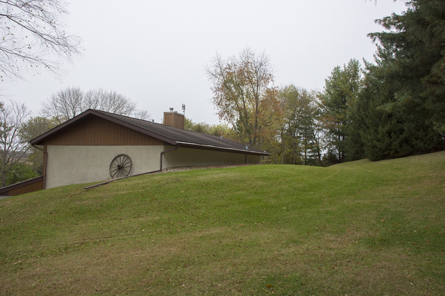 16380 Browns Road Morrison, IL 61270 - Photo 35 of 41 a house view with garden space