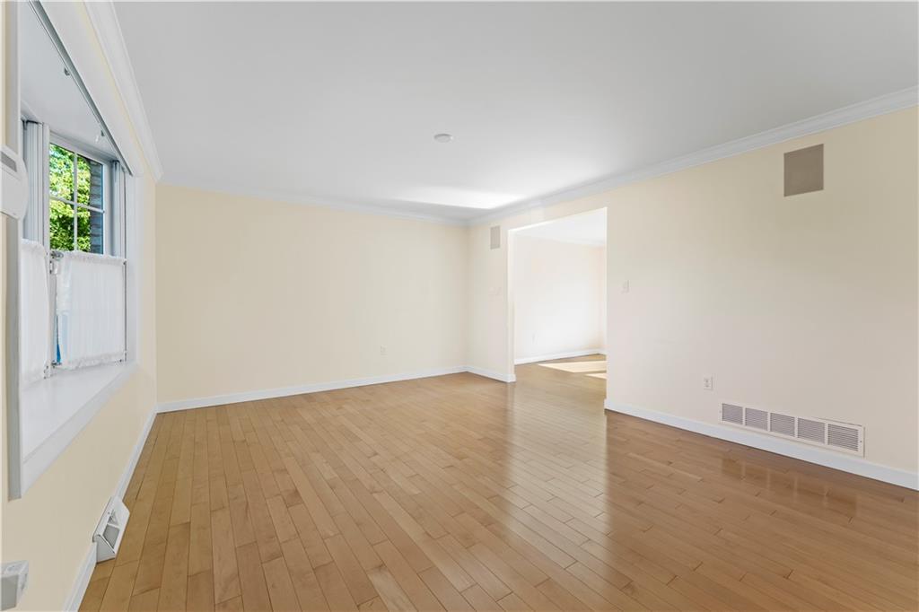 142 Lakeview Drive McKees Rocks, PA 15136 - Photo 3 of 25 Formal living room ... maple hardwood floors ...