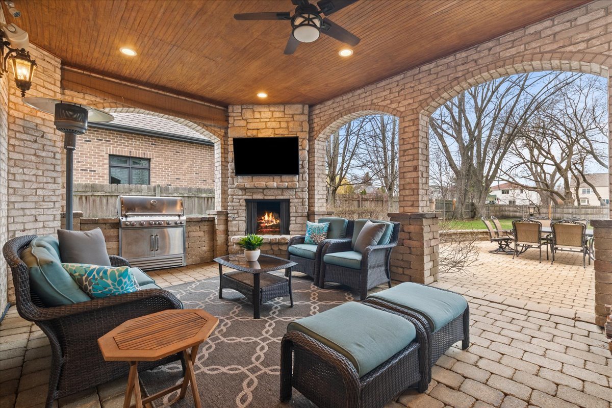 2970 Koepke Road Northbrook, IL 60062 - Photo 4 of 41
