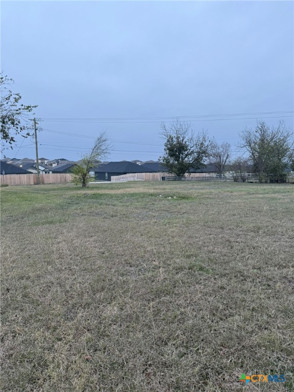 1012 North 42nd Street Temple, TX 76501 - Photo 4 of 6 a view of a field with an ocean