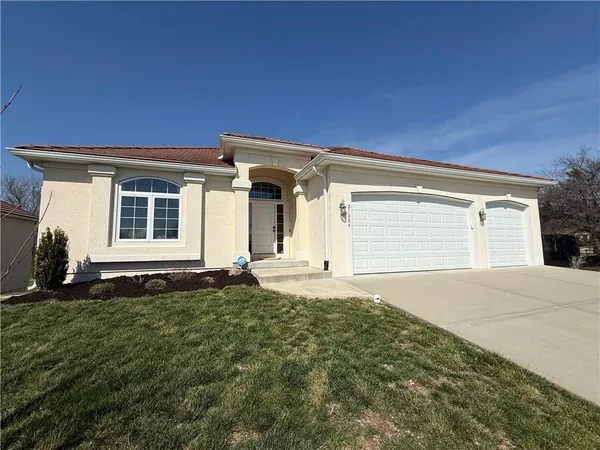 $499,000 | 21004 East 37th Terrace Court South, Independence, MO 64057