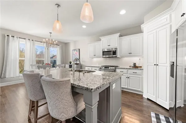 $499,000 | 21004 East 37th Terrace Court South, Independence, MO 64057