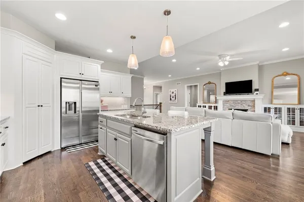 $499,000 | 21004 East 37th Terrace Court South, Independence, MO 64057