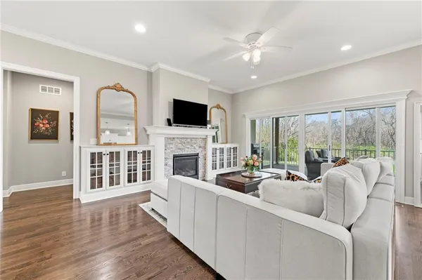 $499,000 | 21004 East 37th Terrace Court South, Independence, MO 64057