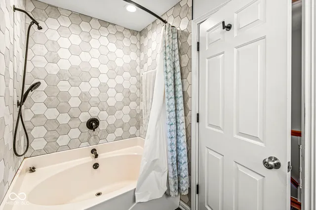 $319,000 | 1205 Sturm Avenue, Indianapolis, IN 46202