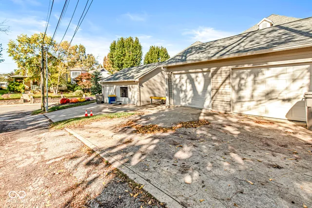 $319,000 | 1205 Sturm Avenue, Indianapolis, IN 46202