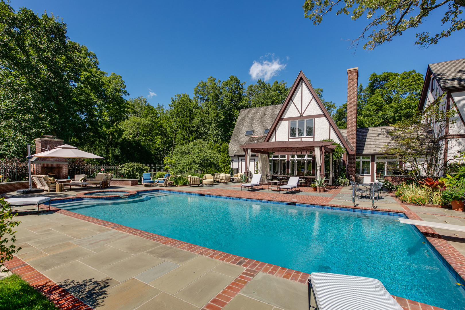 499 West Old Mill Road Lake Forest, IL 60045 - Photo 30 of 54 Gallery Image 30