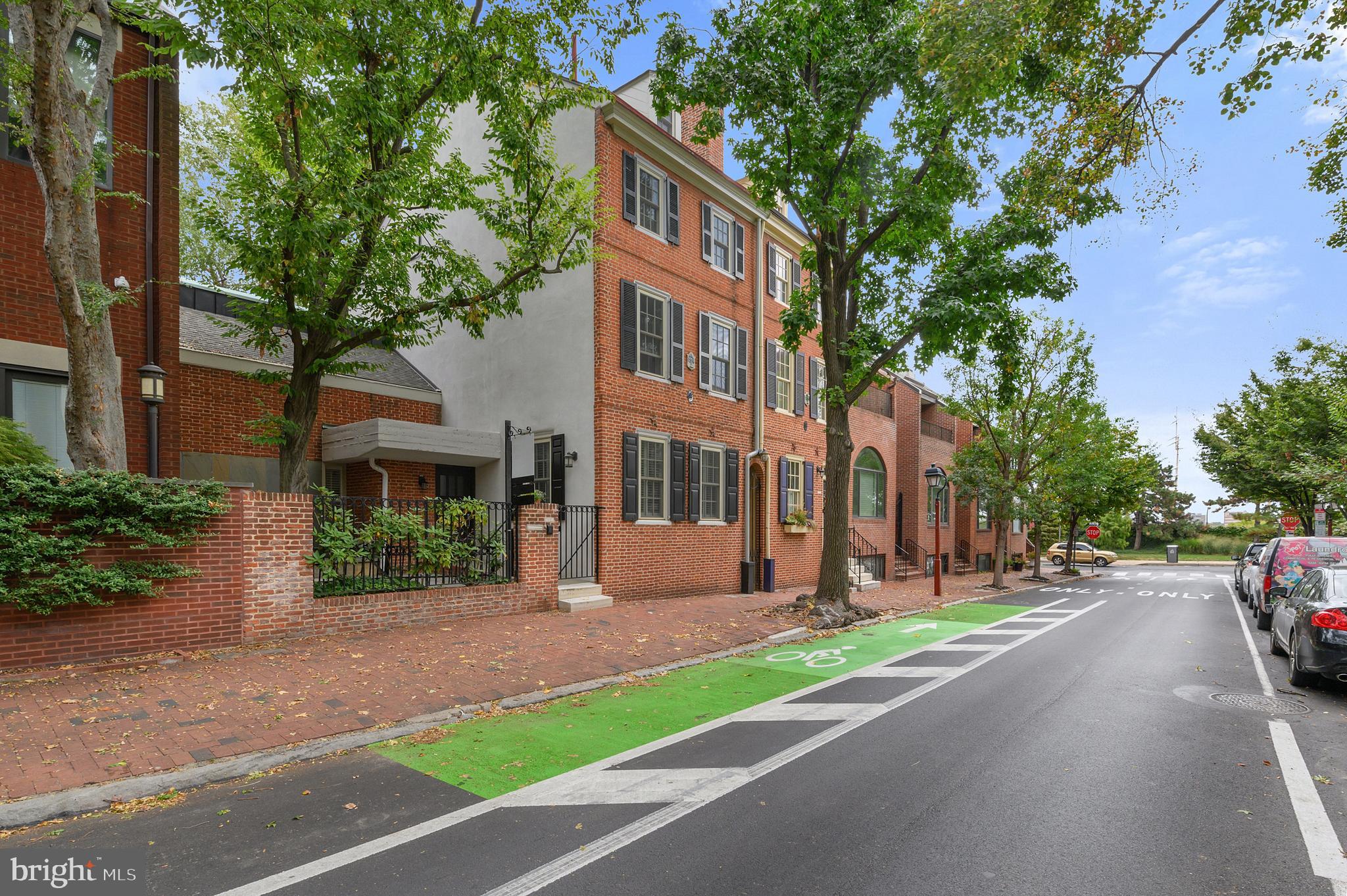 109-11 Pine St Philadelphia, PA 19106 - Photo 35 of 36