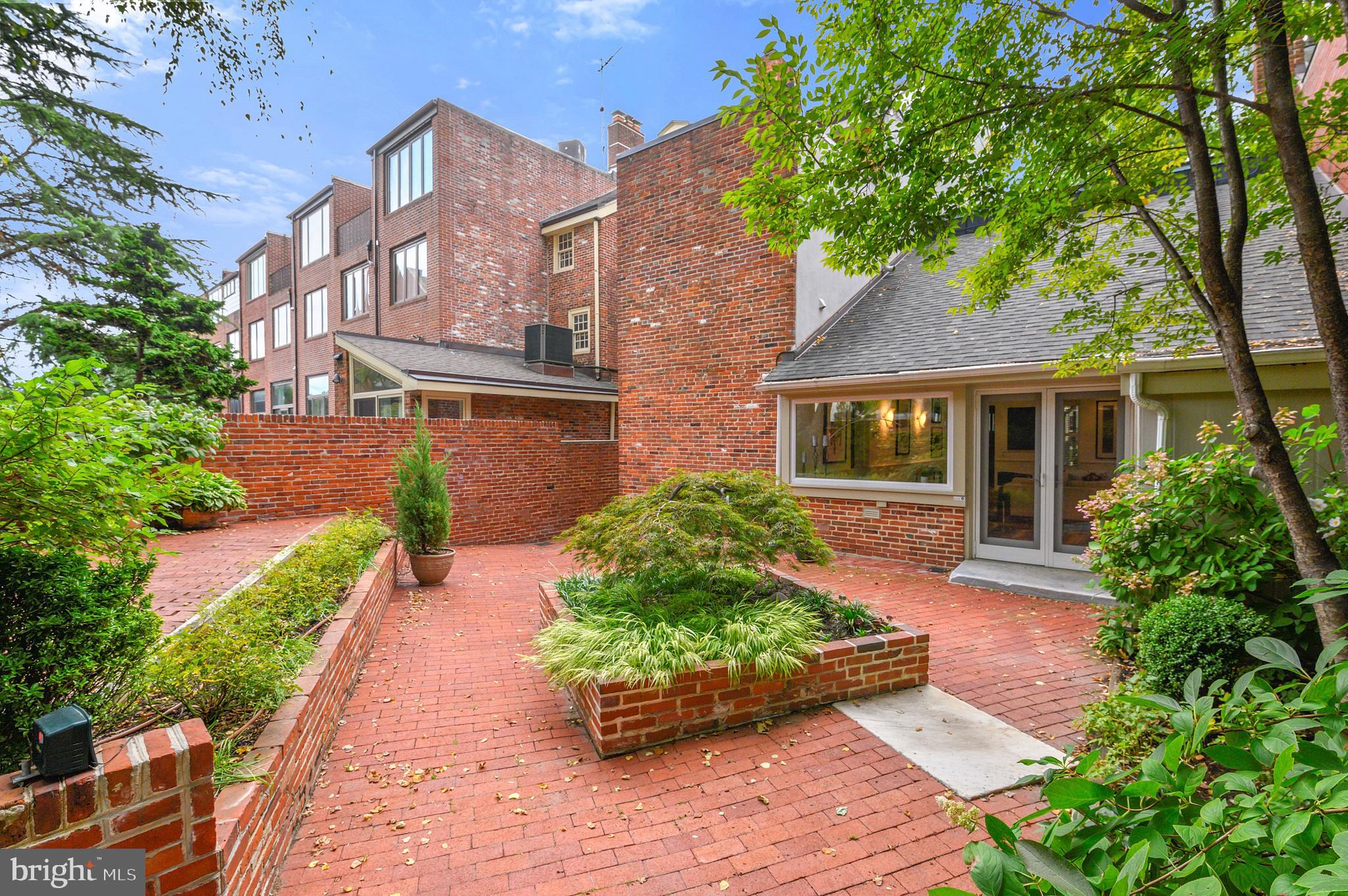 109-11 Pine St Philadelphia, PA 19106 - Photo 7 of 36