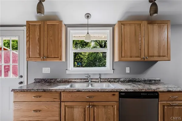 $188,500 | 314 Stafford Avenue North, Marshall, NY 13480