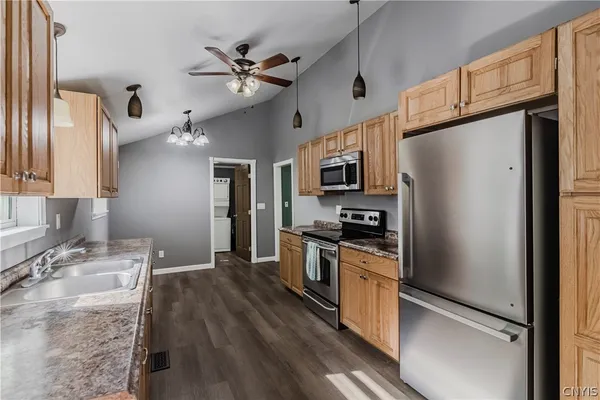 $188,500 | 314 Stafford Avenue North, Marshall, NY 13480