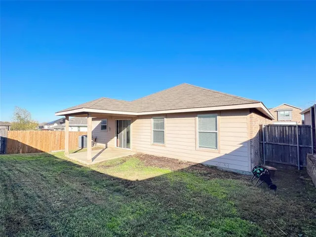 $2,195 | 912 Bee Creek Lane, Fort Worth, TX 76120