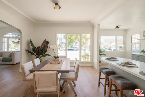$1,250,000 | 1826 West 78th Street, Los Angeles, CA 90047