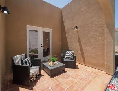 $1,250,000 | 1826 West 78th Street, Los Angeles, CA 90047