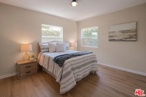 $1,250,000 | 1826 West 78th Street, Los Angeles, CA 90047