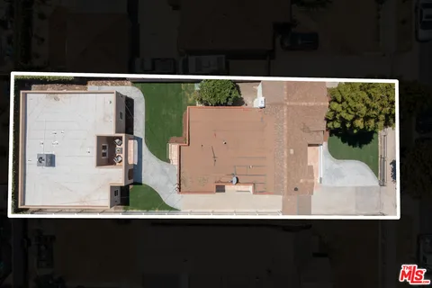 $1,250,000 | 1826 West 78th Street, Los Angeles, CA 90047