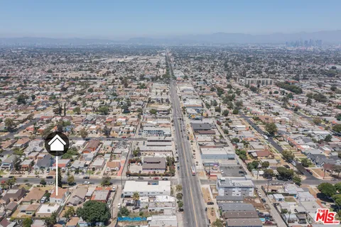 $1,250,000 | 1826 West 78th Street, Los Angeles, CA 90047