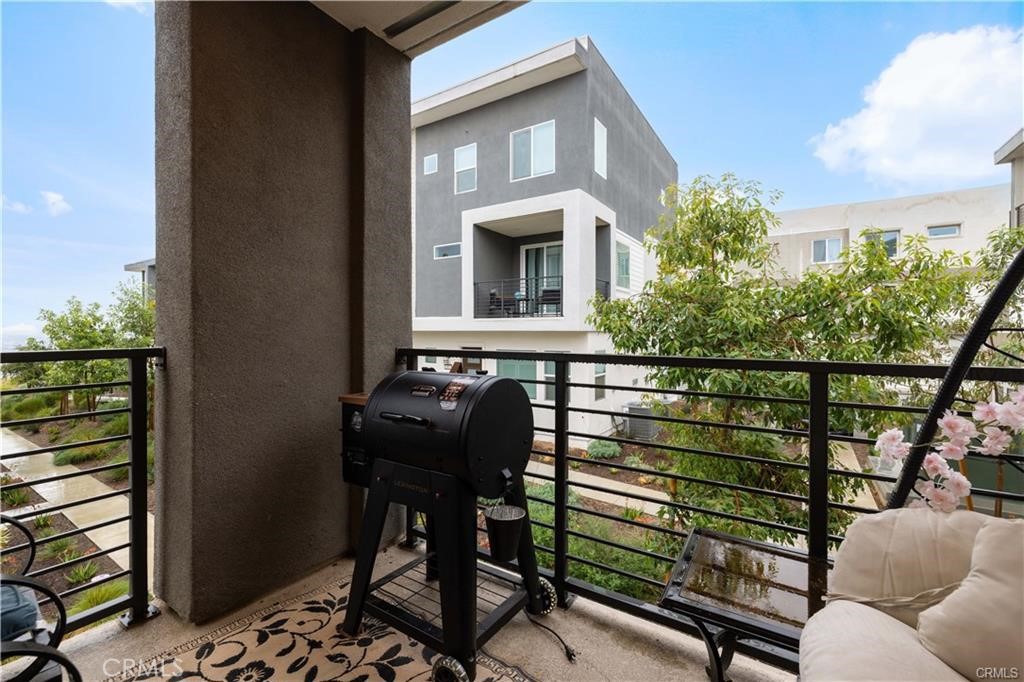 26799 Keystone Loop Valencia, CA 91381 - Photo 40 of 71