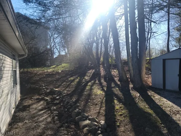 $1,585 | 309 Wagon Wheel Road, Unit B, Montague, NJ 07827