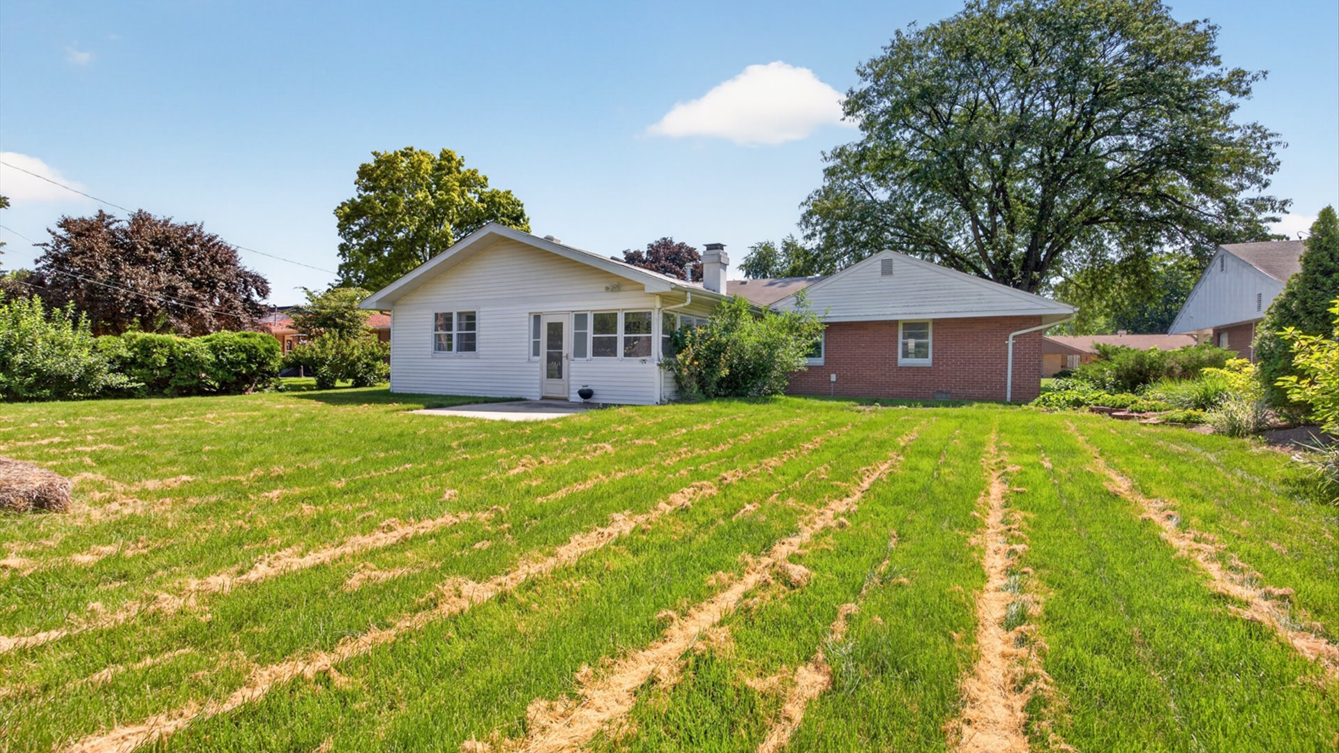 919 Vale Street Bloomington, IL 61701 - Photo 33 of 40