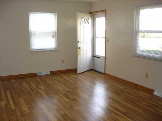 4754 Dechant Road, Unit 756 Columbus, OH 43229 - Photo 2 of 7 Gallery Image 2