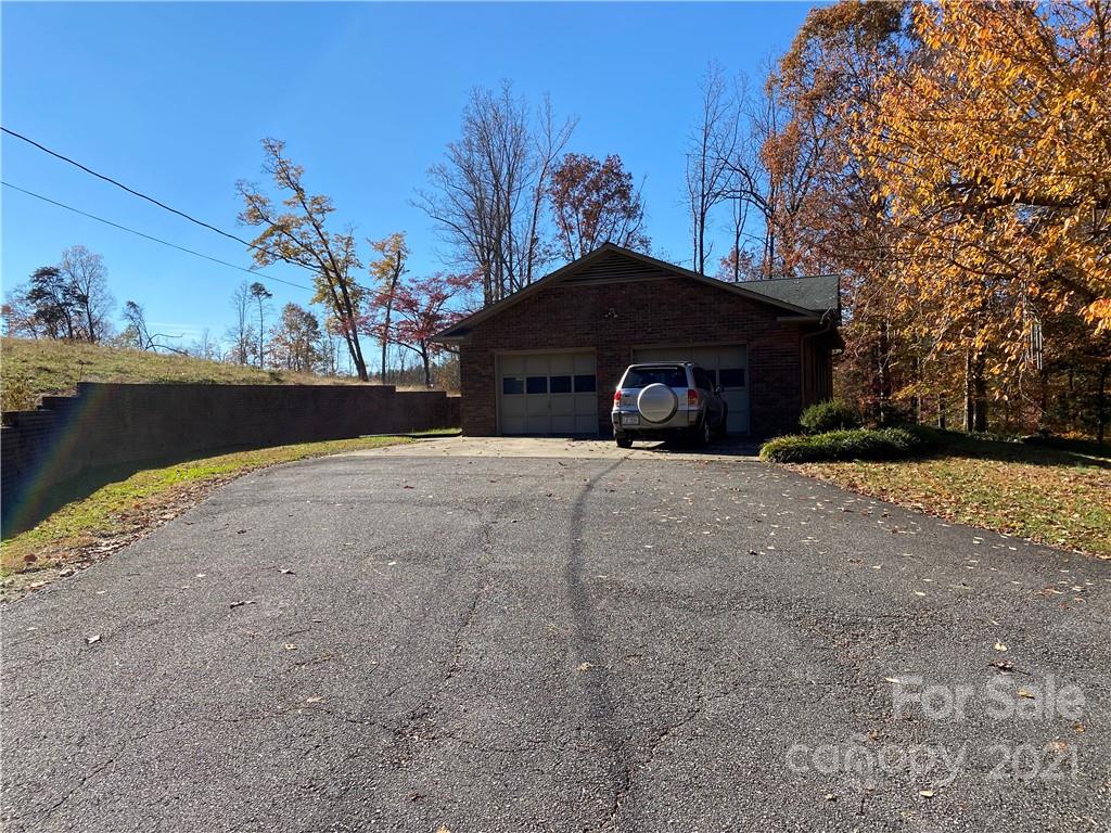 224 Marlowe Road Hiddenite, NC 28636 - Photo 14 of 45 Gallery Image 14