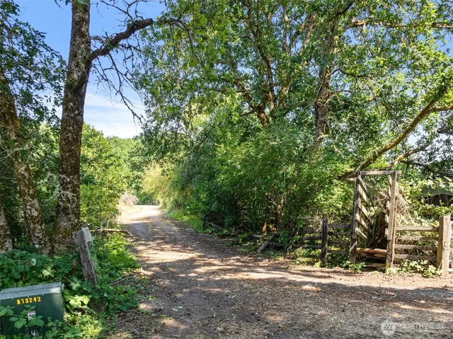 $250,000 | 5514 Jackson Highway, Toledo, WA 98591