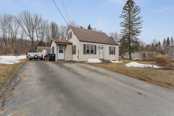 $275,000 | 62 Washington Road, Barre Town, VT 05649